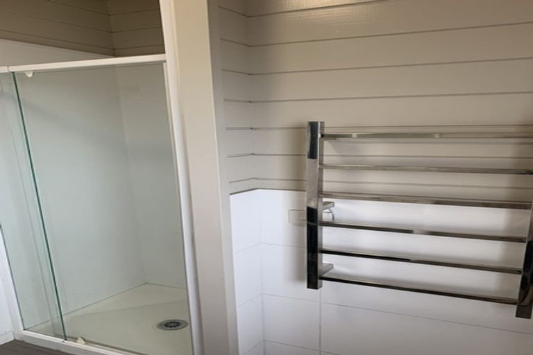 Photo of property in 209 Carnoustie Drive, Wattle Downs, Auckland, 2103