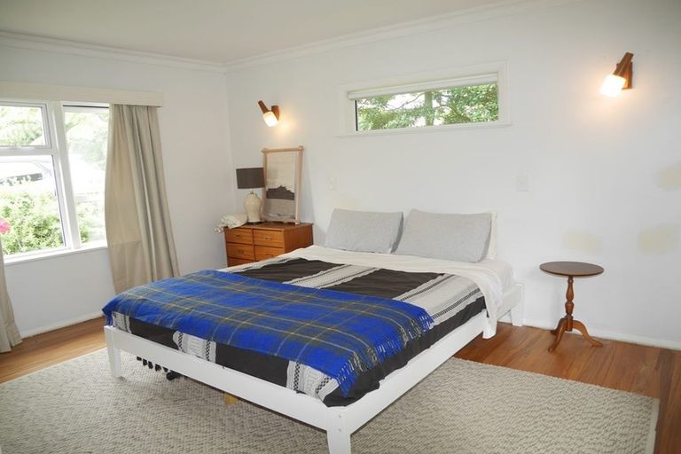 Photo of property in 19 Gavin Road, Raumati Beach, Paraparaumu, 5032