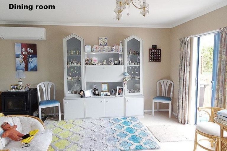 Photo of property in 52 Frederick Street, Carterton, 5713