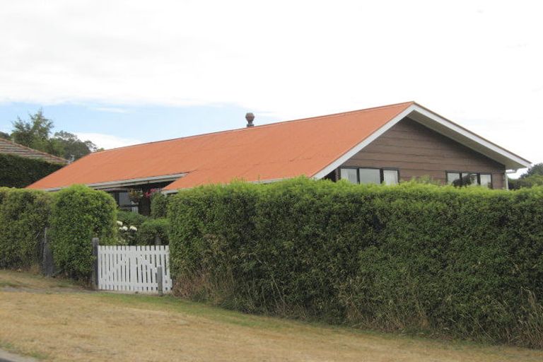 Photo of property in 81 Waipapa Avenue, Diamond Harbour, 8972