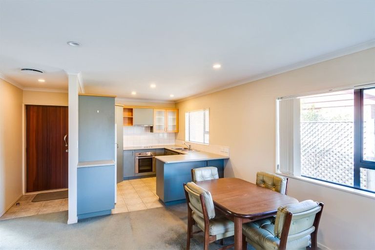 Photo of property in Parkvale Estate, 23/1232 Howard Street, Parkvale, Hastings, 4122