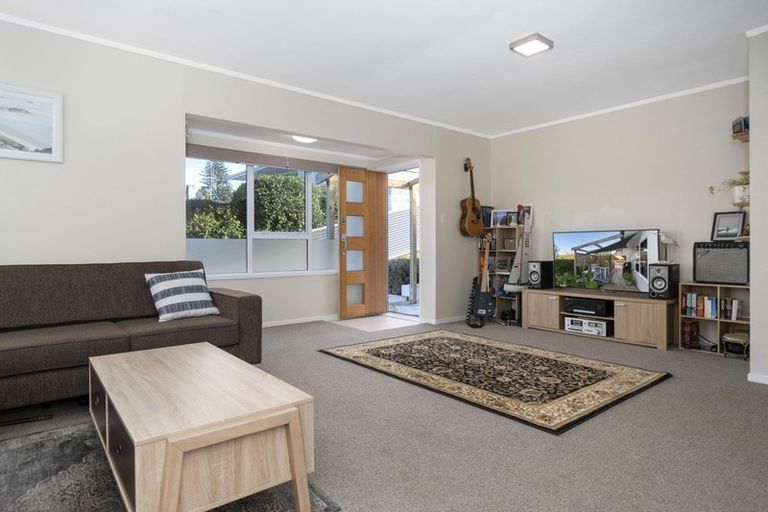 Photo of property in 15a Glenfield Place, Brookfield, Tauranga, 3110