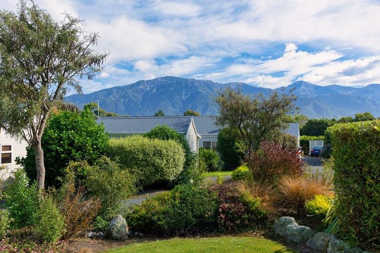 Photo of property in 2/7 Old Beach Road, Kaikoura Flat, Kaikoura, 7371