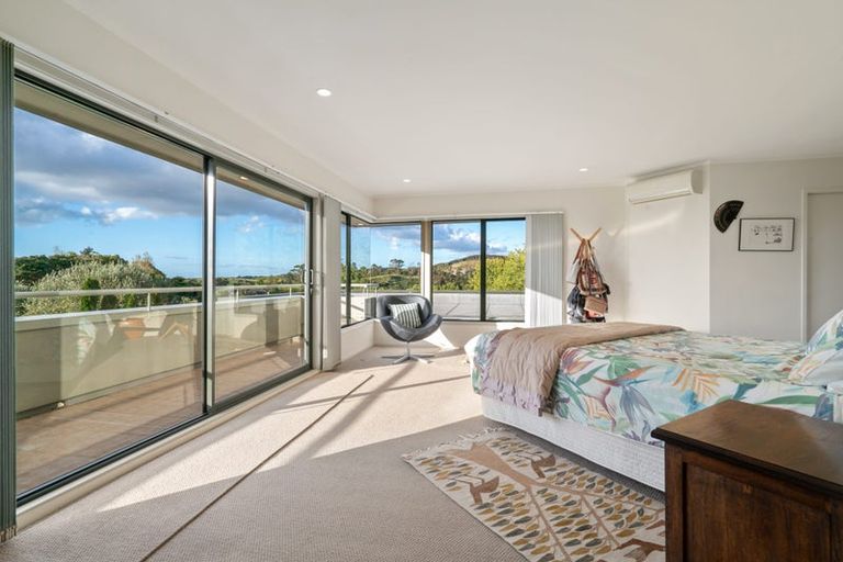 Photo of property in 265 Trig Road, Whitford, Howick, 2571