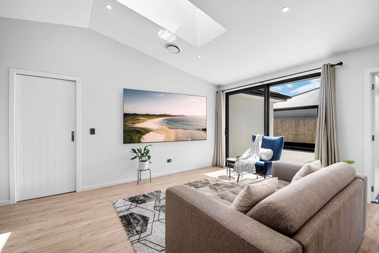 Photo of property in 4 Waterford Farm Road, Halswell, Christchurch, 8025