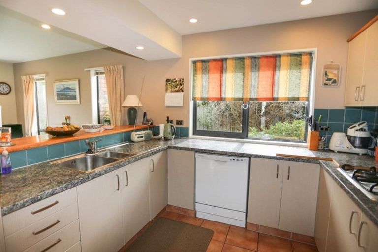 Photo of property in 4 Skyedale Drive, Harewood, Christchurch, 8051