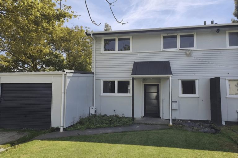 Photo of property in 16 York Street, Kaiti, Gisborne, 4010