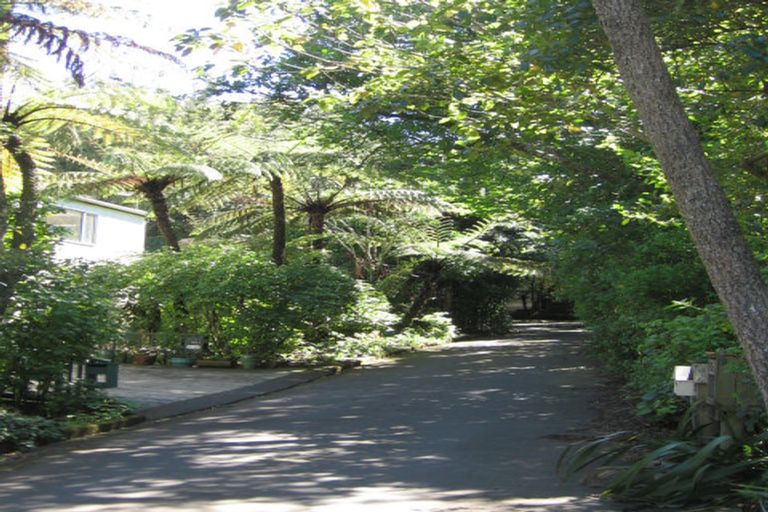 Photo of property in 46c Simla Crescent, Khandallah, Wellington, 6035