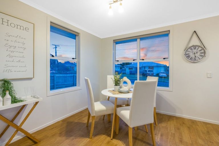 Photo of property in 39 Whanga Crescent, Titahi Bay, Porirua, 5022