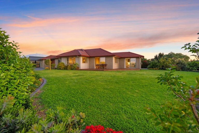 Photo of property in 28 Blacklock Road, Pyes Pa, Tauranga, 3112