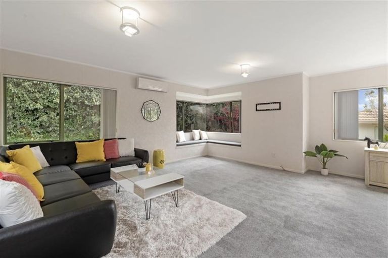 Photo of property in 41 Westpark Drive, West Harbour, Auckland, 0618