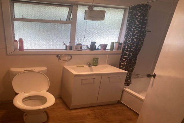 Photo of property in 44 Glenpark Avenue, Frankleigh Park, New Plymouth, 4310