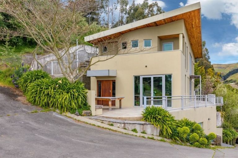 Photo of property in 4 Rockcrest Lane, Cashmere, Christchurch, 8022