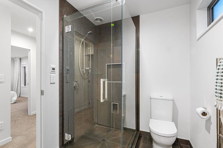 Photo of property in 1 Gilbert Place, Sydenham, Christchurch, 8023