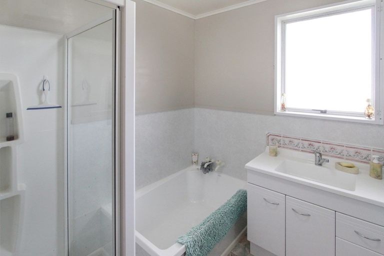 Photo of property in 10a Edward Street, Pahiatua, 4910