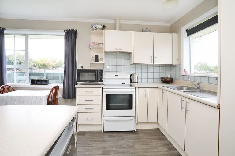 Photo of property in 38 Eden Crescent, Glengarry, Invercargill, 9810