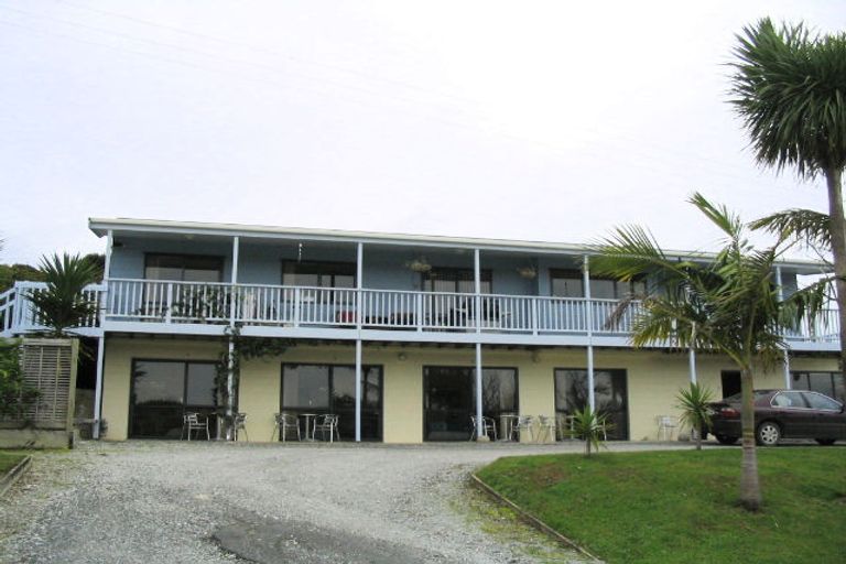 Photo of property in 33 Cable Bay Block Road, Cable Bay, 0420