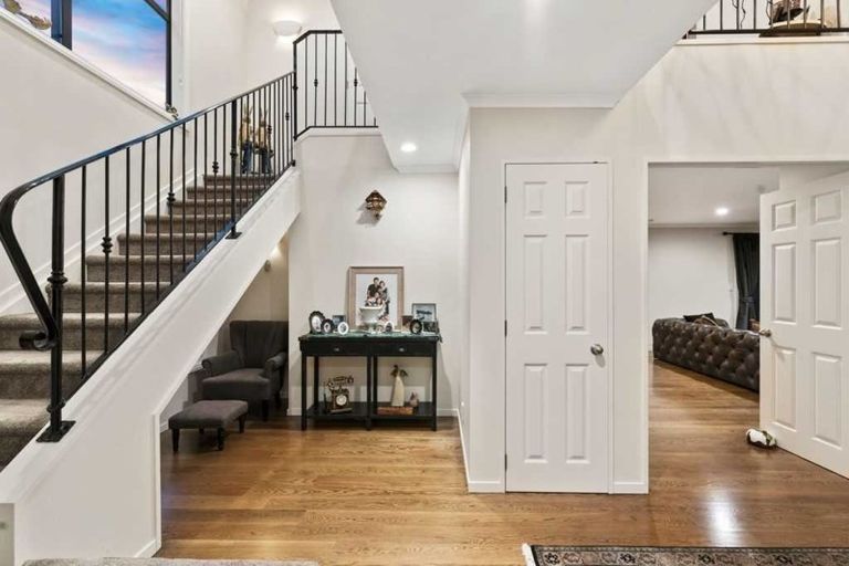 Photo of property in 1 Hugh Drive, Pinehill, Auckland, 0632