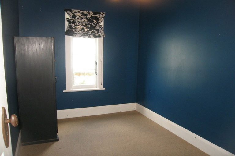 Photo of property in 20 Oxford Street, Hokowhitu, Palmerston North, 4410