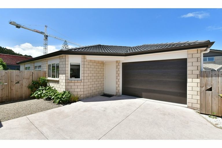 Photo of property in 19b Forest Glen, Orewa, 0931