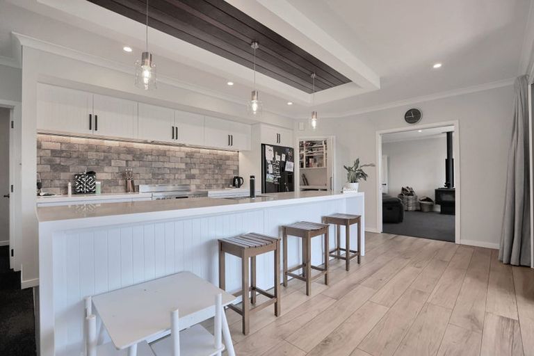 Photo of property in 8 Kelburn Place, Tinwald, Ashburton, 7700