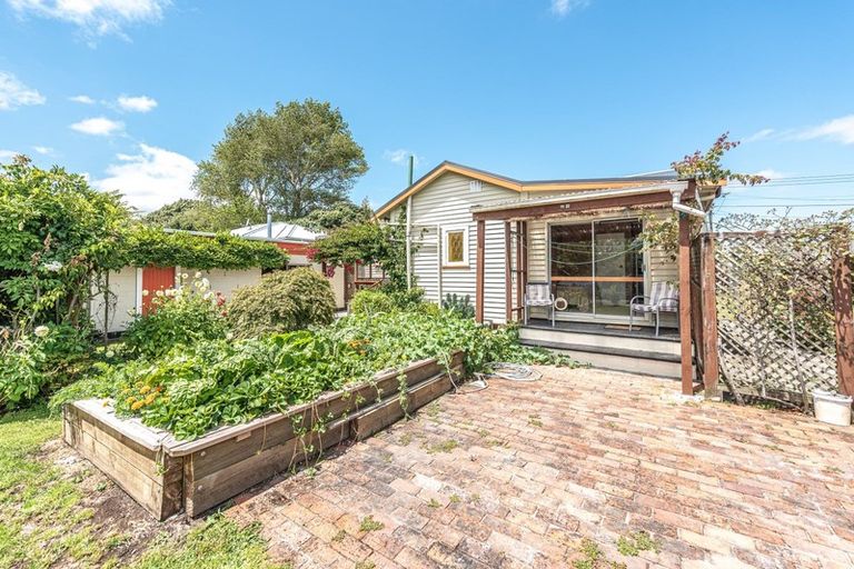 Photo of property in 21 Falkland Street, Whanganui East, Whanganui, 4500