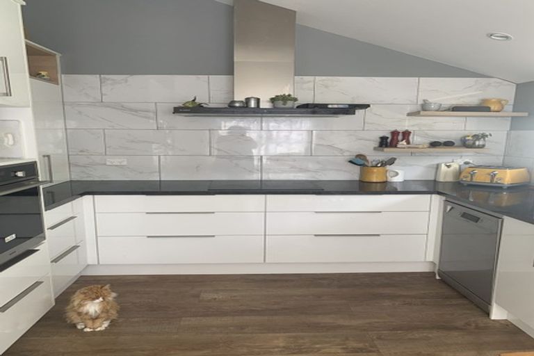 Photo of property in 112 Heke Street, Ngaio, Wellington, 6035