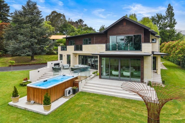 Photo of property in 131 Gladstone Road South, East Taieri, Mosgiel, 9024