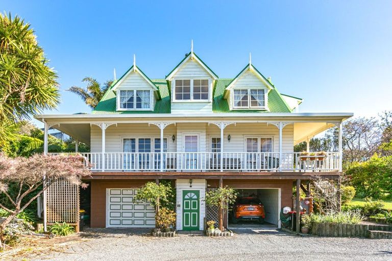 Photo of property in 202 Paku Drive, Tairua, 3508