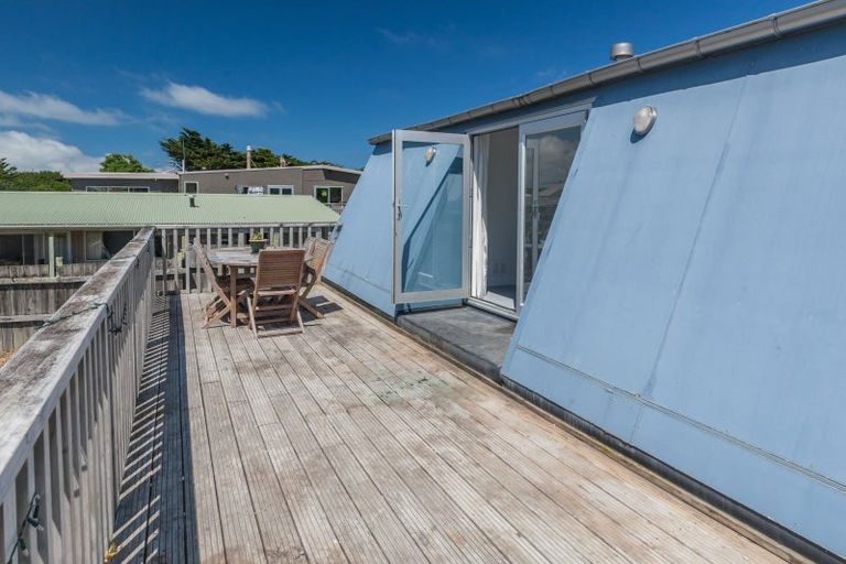 Photo of property in 14 Hunia Terrace, Himatangi Beach, Foxton, 4891