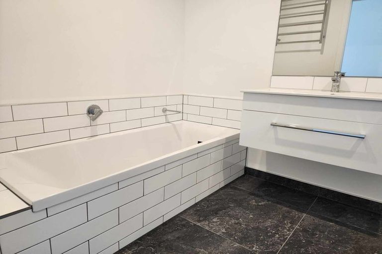 Photo of property in 50 Heaney Road, Cromwell, 9384