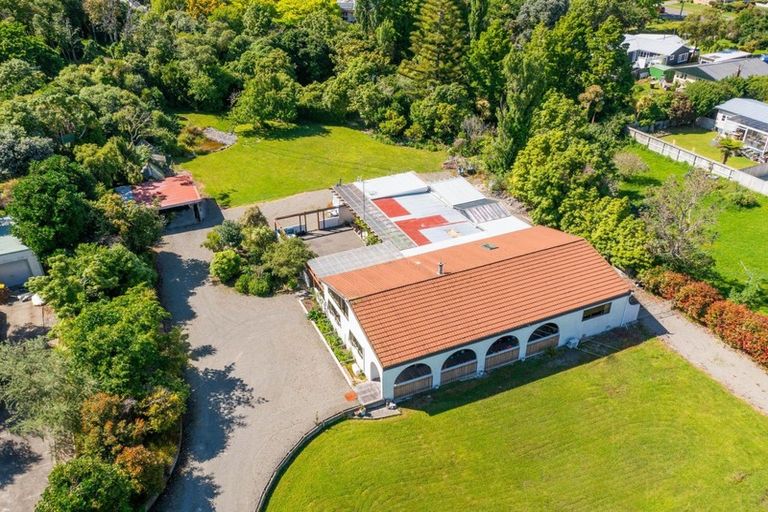 Photo of property in 62 Hinemoa Street, Paraparaumu, 5032