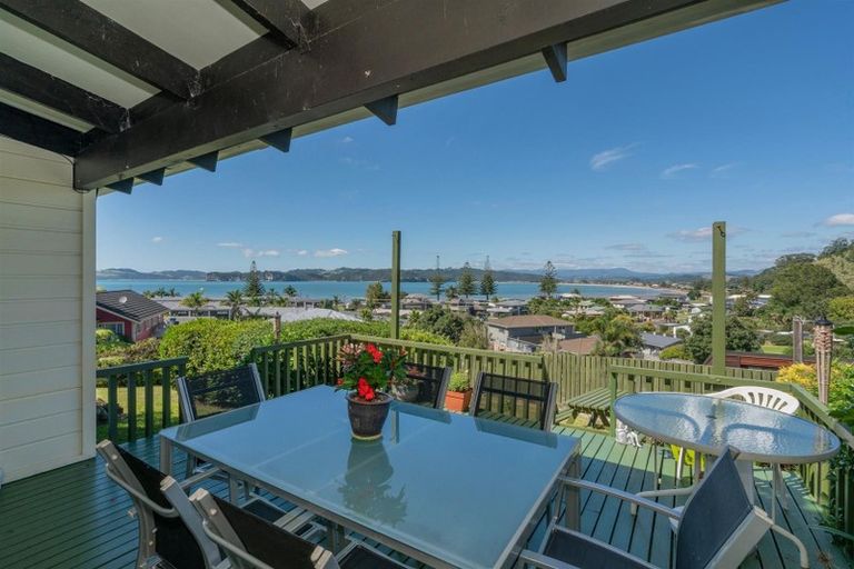 Photo of property in 30 Centennial Drive, Whitianga, 3510