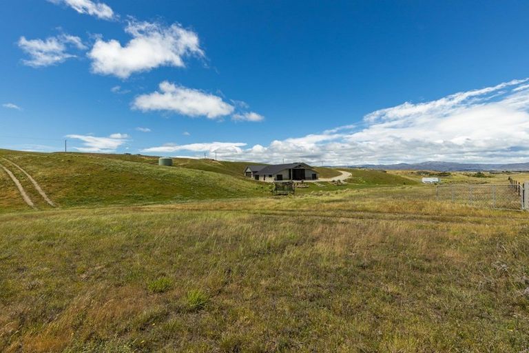 Photo of property in 211 Mcarthur Road, Springvale, Alexandra, 9391