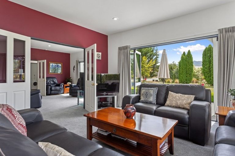 Photo of property in 1 Olivea Place, Oxford, 7430