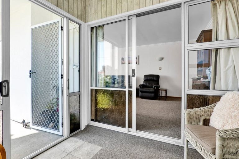 Photo of property in 2 Turuturu Road, Hawera, 4610