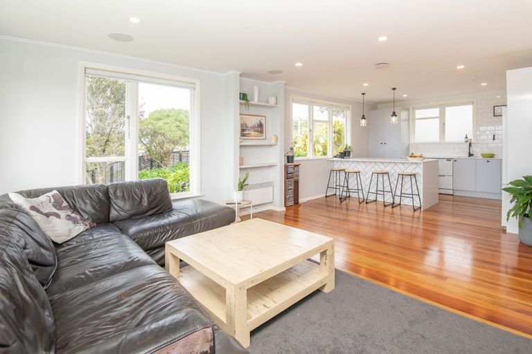 Photo of property in 110 Tireti Road, Titahi Bay, Porirua, 5022