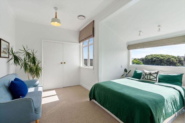 Photo of property in 109 Freyberg Street, Lyall Bay, Wellington, 6022