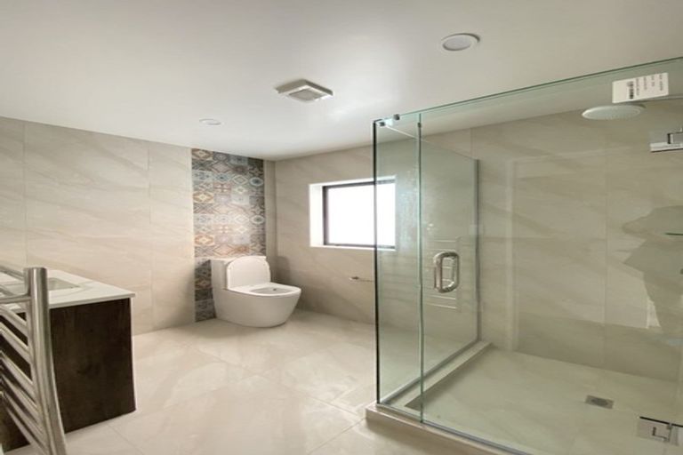 Photo of property in 21 Vazey Way, Hobsonville, Auckland, 0618