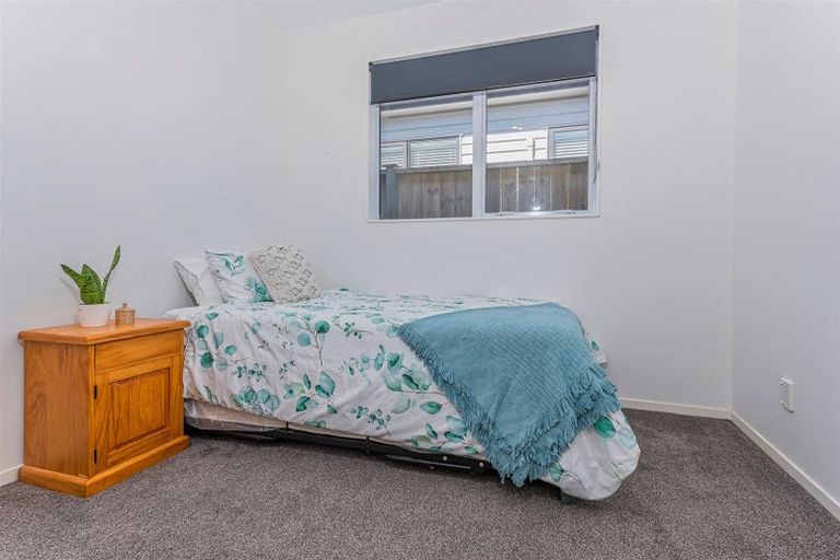 Photo of property in 5 Ropere Street, Kumeu, 0810