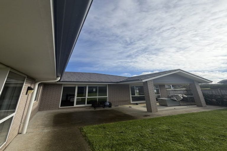 Photo of property in 2 Balmore Crescent, Pokeno, 2402