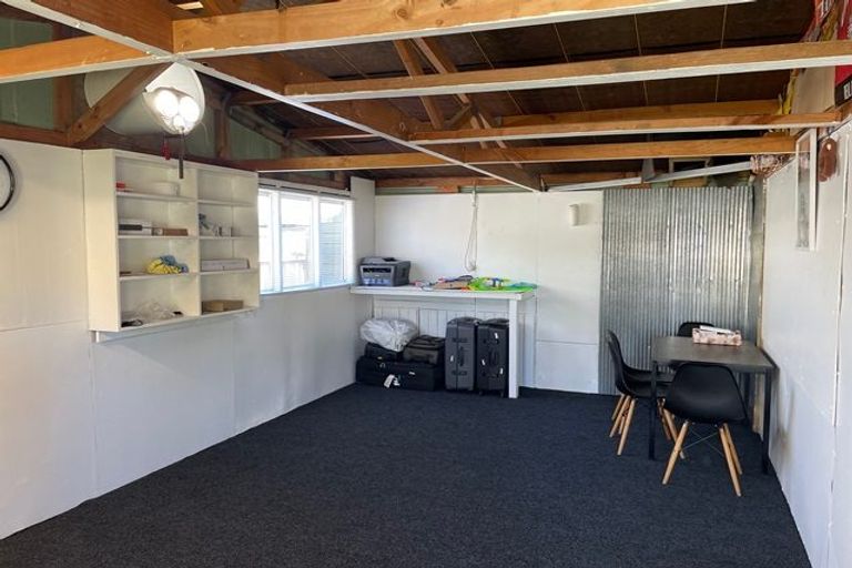 Photo of property in 145 Rangiora Avenue, Roslyn, Palmerston North, 4414