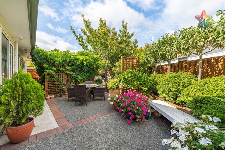 Photo of property in 44 Woodland Mews, Wainuiomata, Lower Hutt, 5014