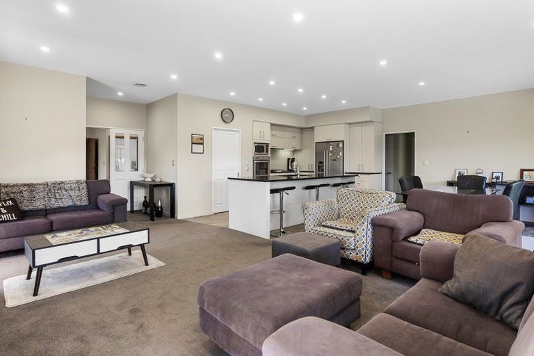 Photo of property in 134 East Street, Rotherham, 7379