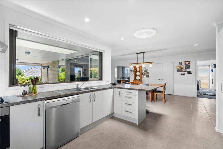 Photo of property in 18 Timara Avenue, Tikipunga, Whangarei, 0112