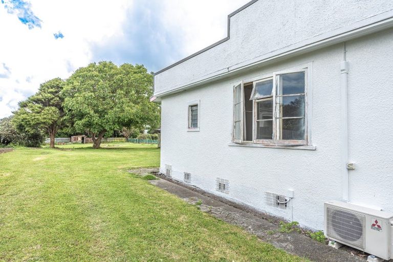 Photo of property in 40 Hussey Street, Waverley, 4510
