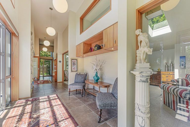 Photo of property in 16 Aratia Way, Richmond, 7020