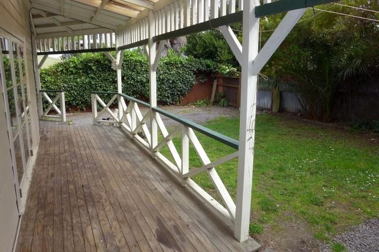 Photo of property in 1 Clyde Road, Bluff Hill, Napier, 4110