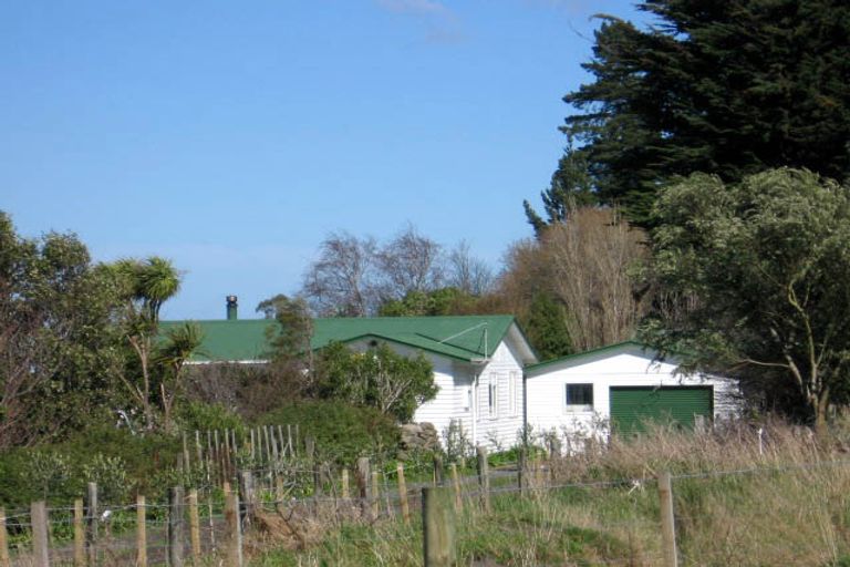 Photo of property in 12 Harrison Street West, Featherston, 5710