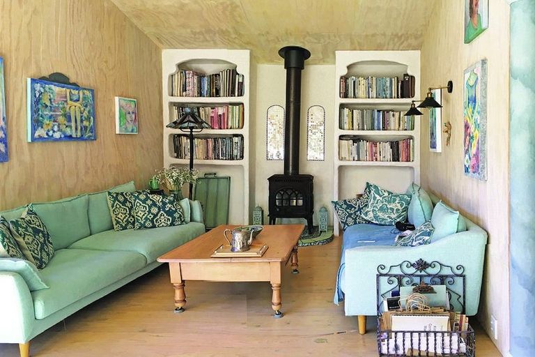 Photo of property in 76 Top Town Place, Coromandel, 3506